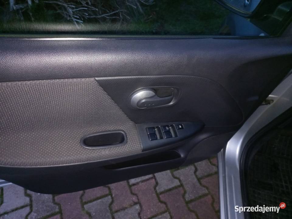 Nissan Note 16 uszkodzony tył