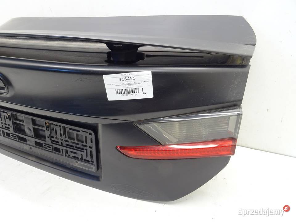 TYLNA KLAPA LEXUS RC SportowyCoupe TYLNA