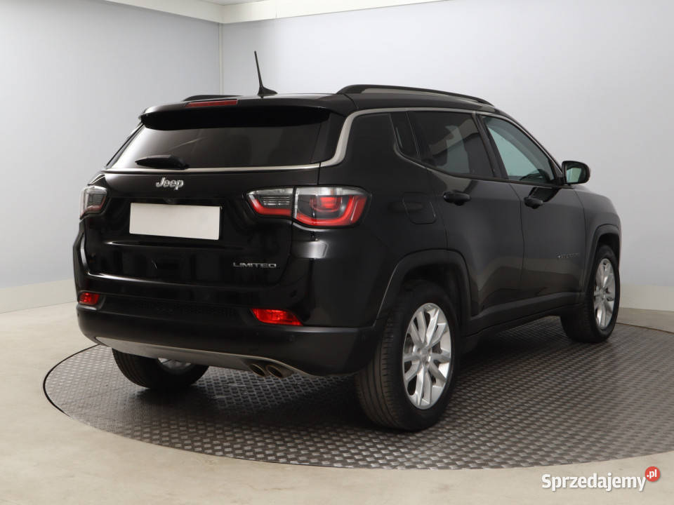 Jeep Compass 13 TGDI asystent pasa ruchu Bielany Wrocławskie