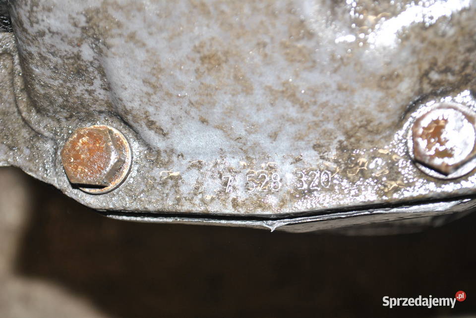 Most tylny BMW E60 E61 520d 523i 525i 525xi 528i