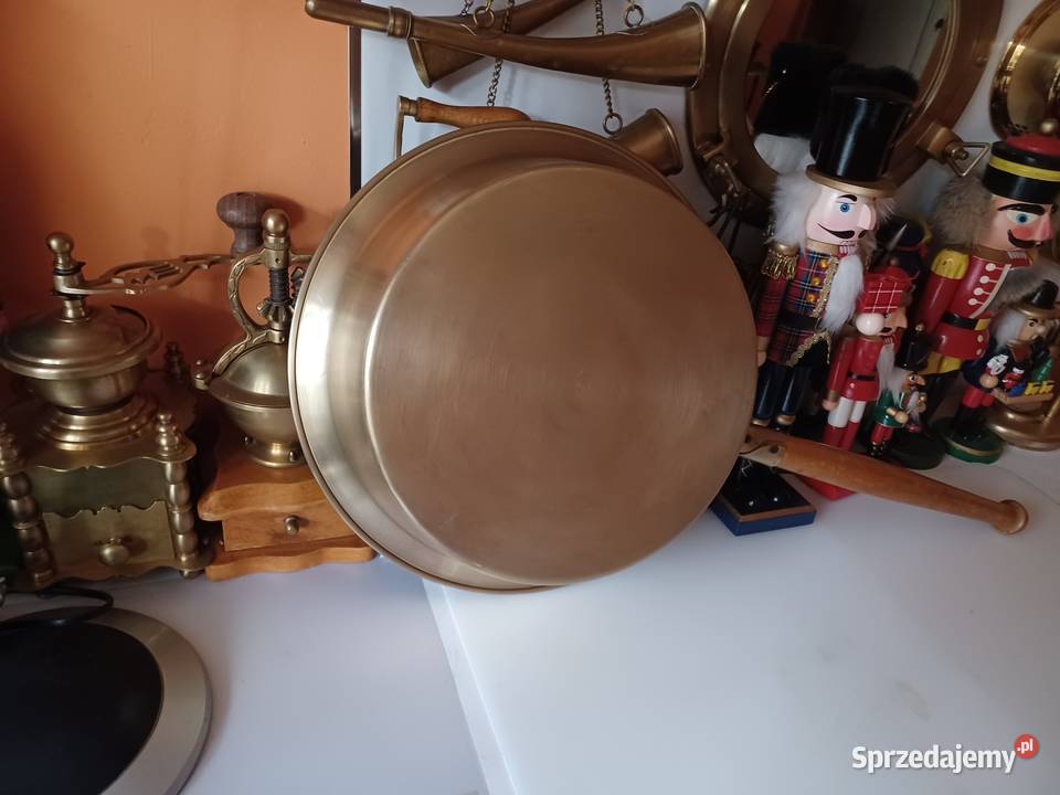 Piękna duża patelnia mosiężna Kolekcja