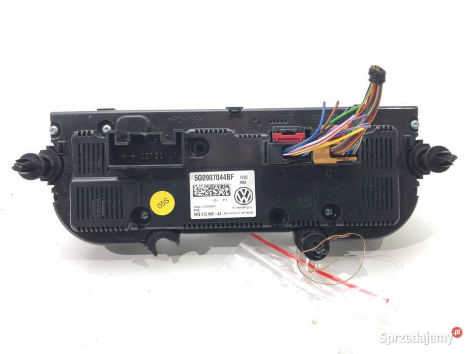 PANEL STEROWANIA NAWIEWU VW PASSAT B8