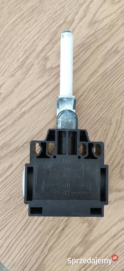 LOVATO WYŁĄCZNIK KRAŃCOWY Zabrodzie sprzedam