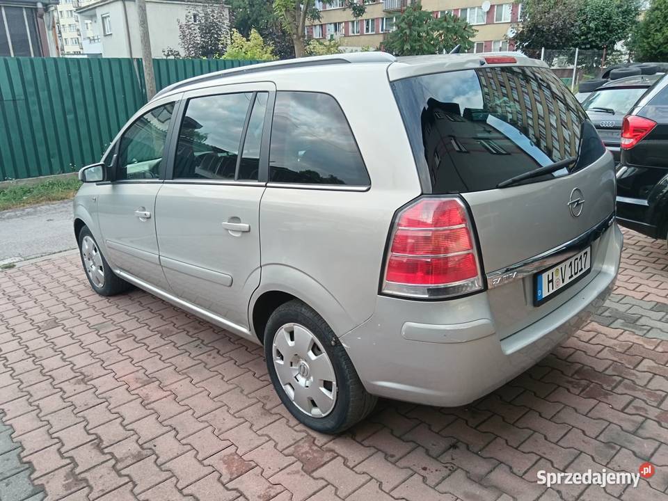 Opel Zafira B 7 osobowa gaz CNG hak holowniczy manualna małopolskie Tarnów