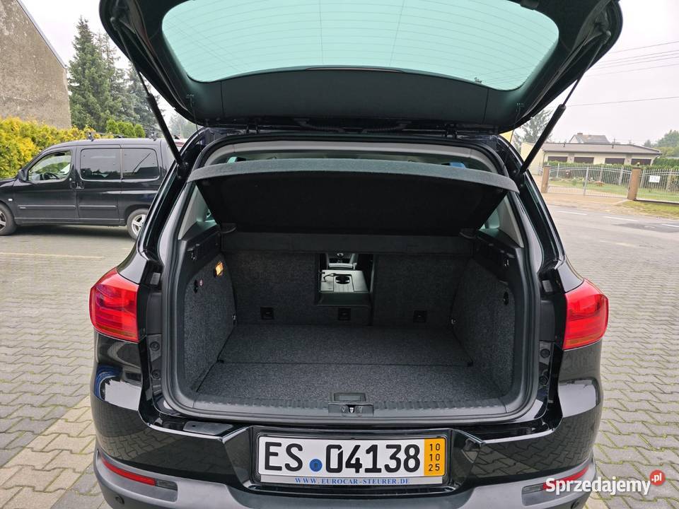 Vw Tiguan 2013 4x4 benzyna Skóra kamera czujnik martwego pola Pionki
