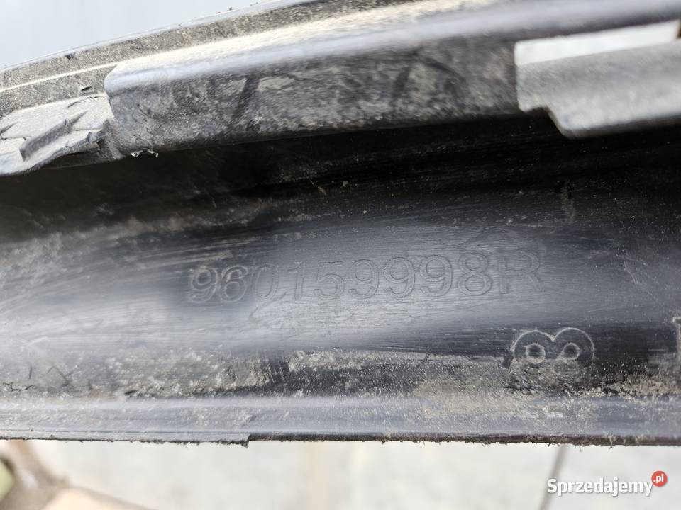 RENAULT MEGANE III 3 LIFT HOKEJ ZDERZAKA PRZÓD Listwy i nakładki Międzychód