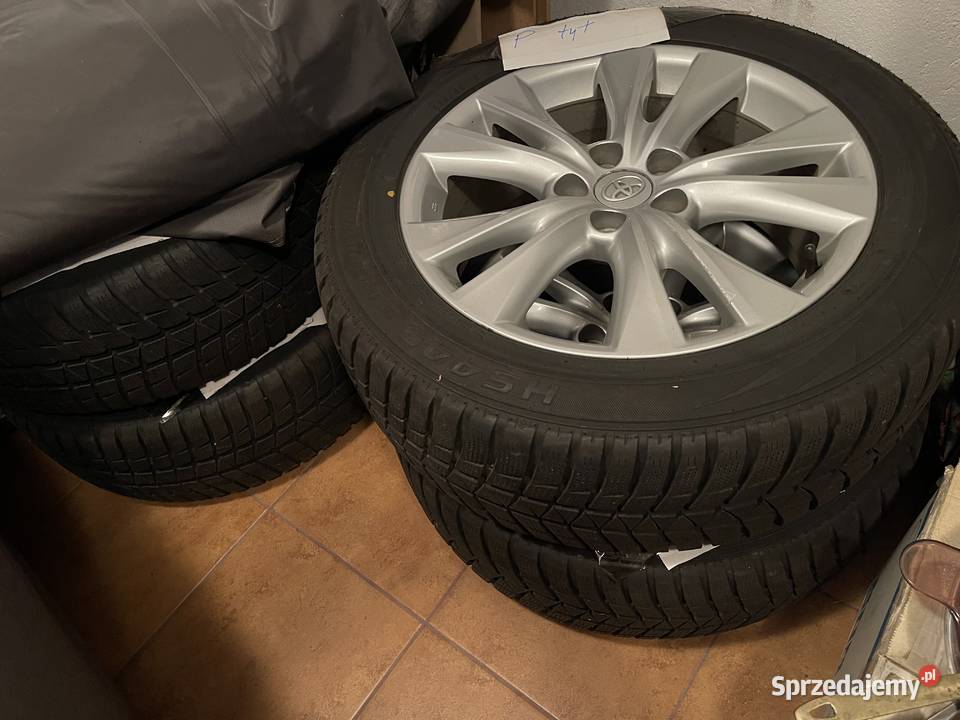 Felgi z oponami zimowymi jednym sezonie 2355518 Samochodowe Warszawa