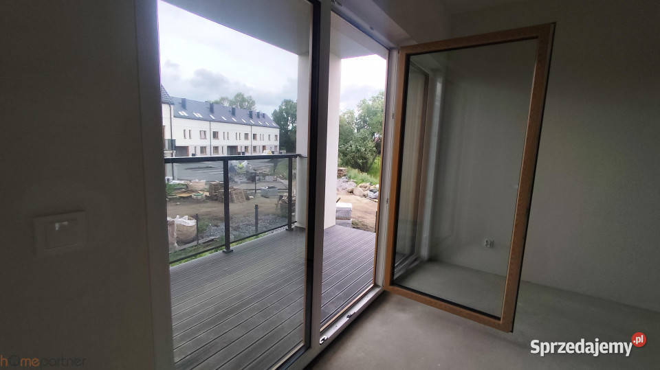 Sprzedaż mieszkania Iwiny Magnoliowa 9063m2 4pok 9356zł/m2