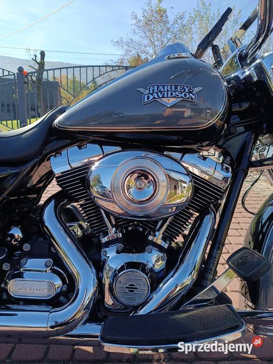 HarleyDavidson Touring Road King Classic FLHRC Bujaków