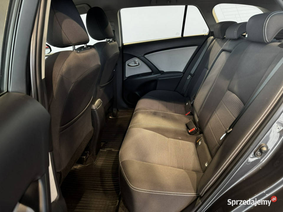 Toyota Avensis SW 18 147 automat 2018 r salon Myślenice
