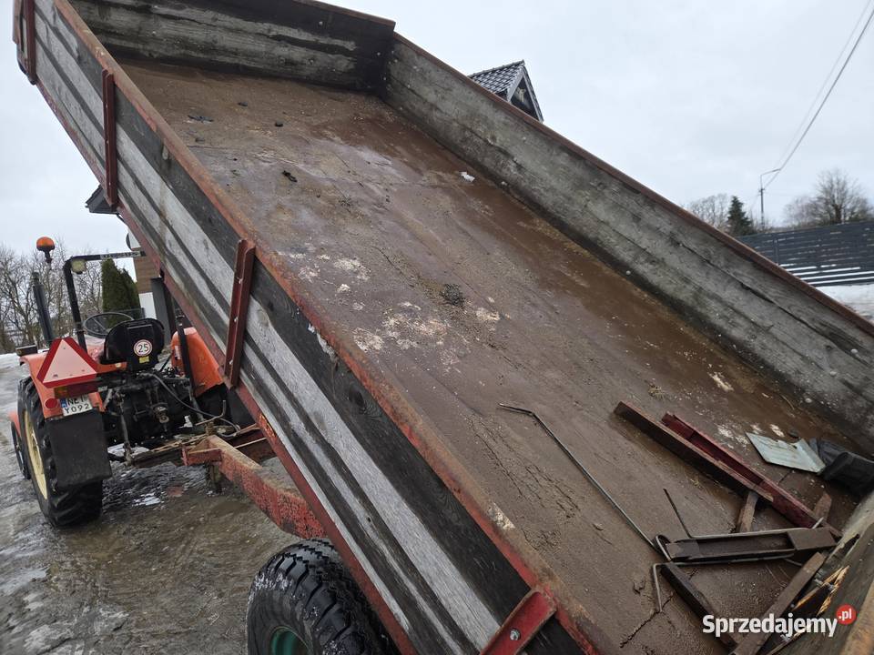 Przyczepa jednoosiowa wywrotka TYM Przyczepy rolnicze Lubomino
