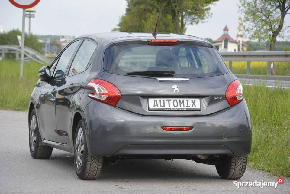 Peugeot 208 12 Benzyna doinwestowany nawigacja bluetooth Sędziszów Małopolski