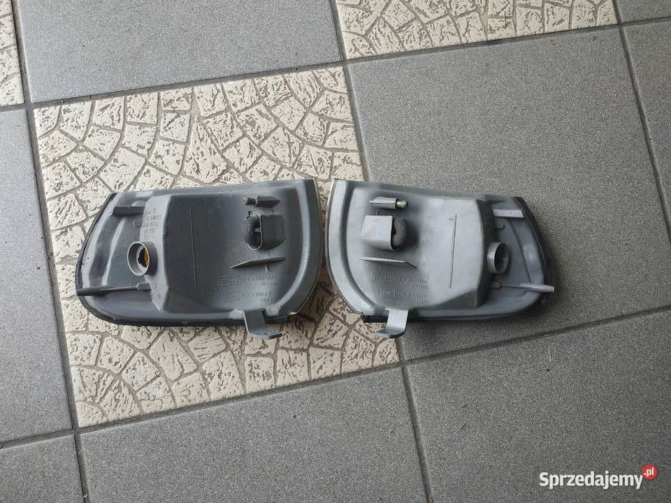 SUBARU IMPREZA 1995 1997 KIERUNKOWSKAZ PRAWY Byków