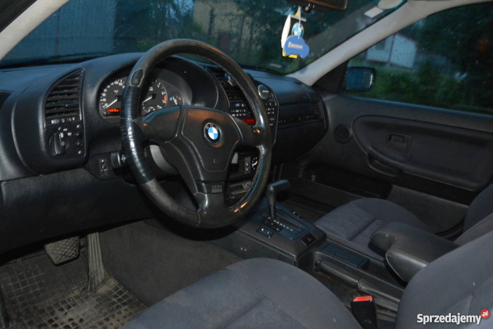 BMW e36 320i 150 kombi automat nieuszkodzony Toruń