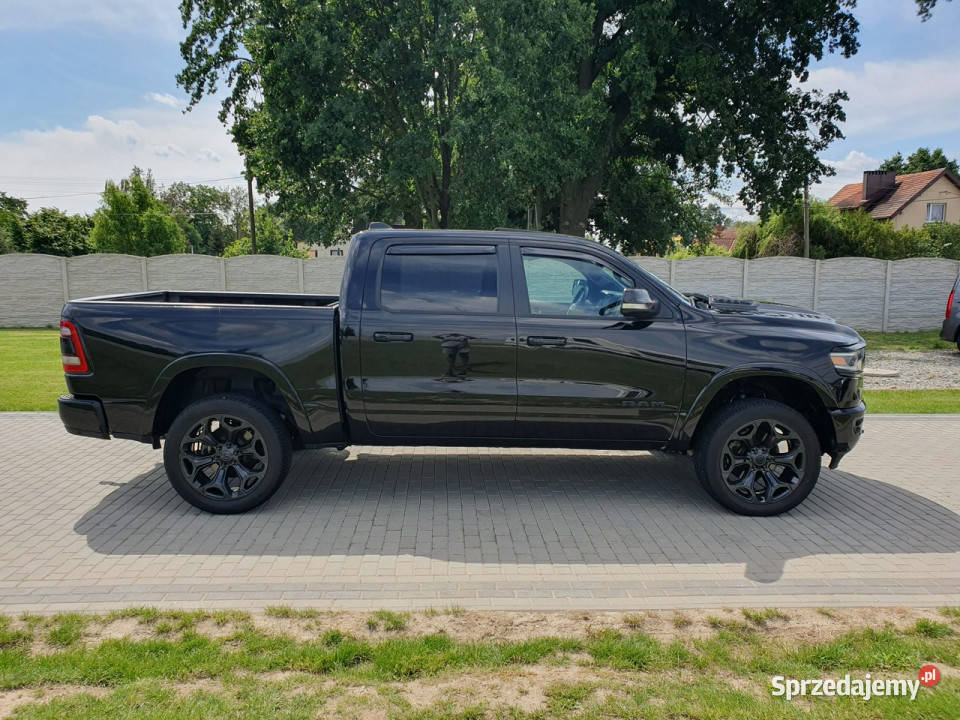 Dodge RAM 57 V8 401 E TORQUE Limited Night Raty światła do jazdy dziennej
