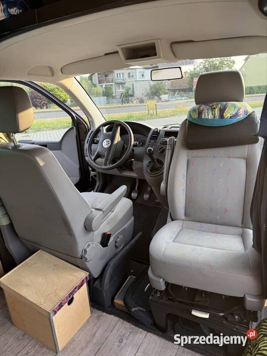 Volkswagen T5 Transporter kamper Rok produkcji 2006