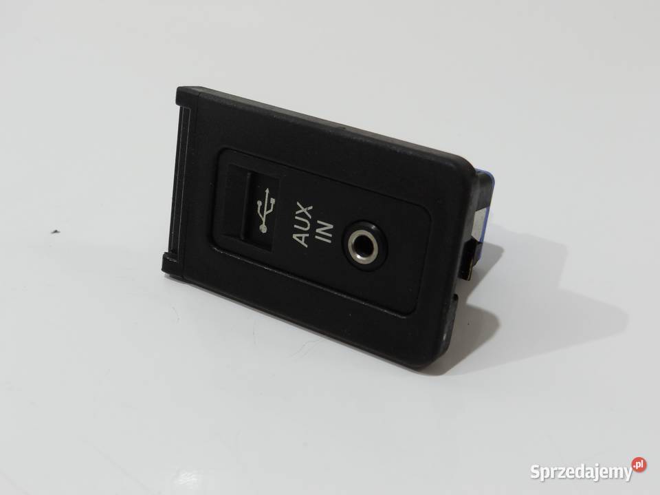 GNIAZDO ZŁĄCZE AUX USB BMW E60 9138402 4273300 Strzyżewice