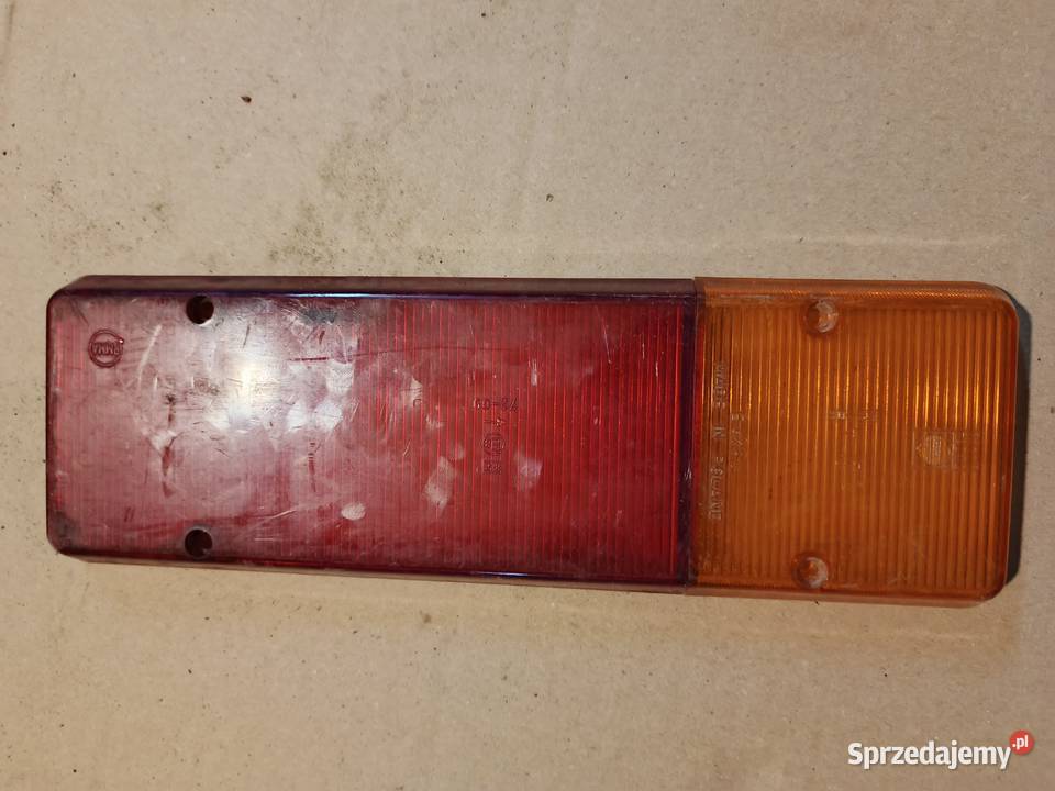Klosz lampy e426 Ursus C355 Niewiadów PRL Rok produkcji 1975