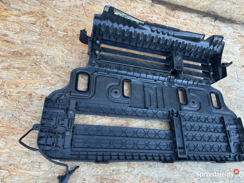 Roleta żaluzja wlot powietrza focus mk3 Międzychód