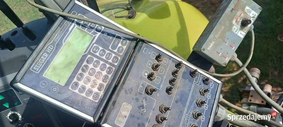 Opryskiwacz sieger lemken ciągany 33 metry 3500 Zborówek