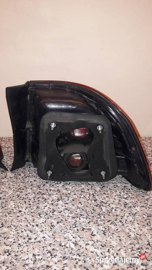 Tylne lampy Honda Civic VI EJ9 sedan Głuchołazy