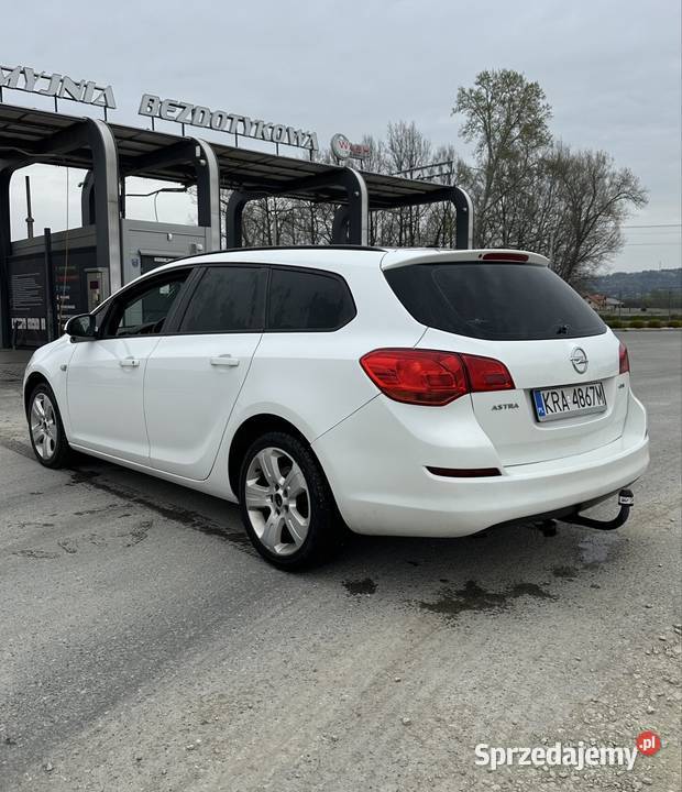 Opel Astra J 17 diesel 2011r VAT marża Strzegocice