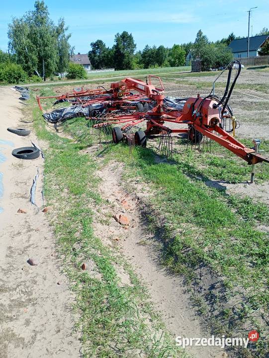 Zgrabiarka kuhn 7822 Zgrabiarki i przetrząsacze