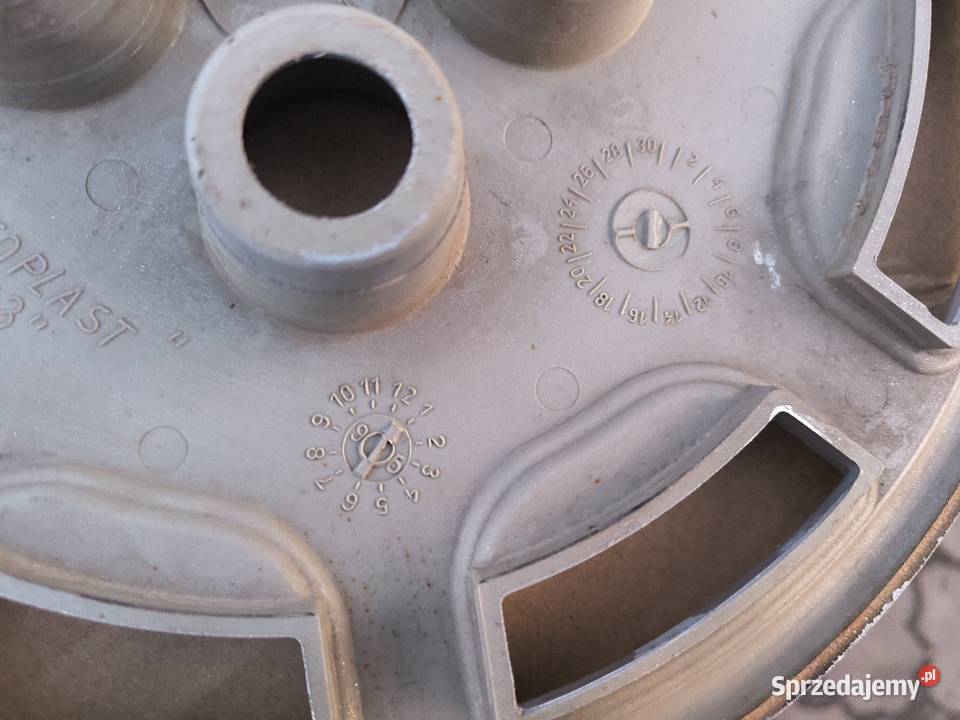 Polonez Caro kołpaki R13 kołpak Motoryzacja