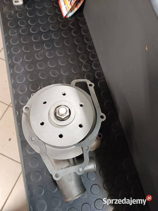 Pompa wodna z kołem pasowym 2 paski Claas MF Wieluń