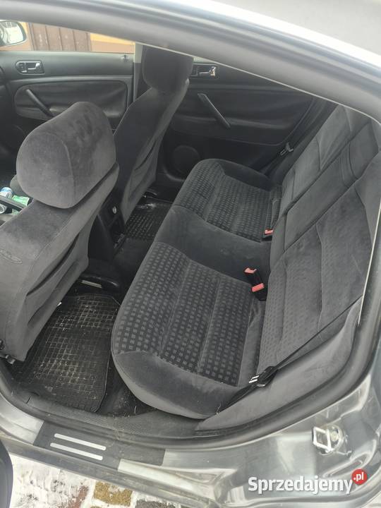 Volkswagen Passat 19tdi Rok produkcji 2001 podkarpackie Narol