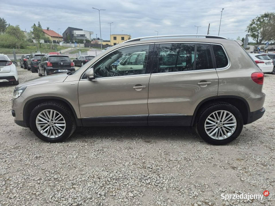 Volkswagen Tiguan Automat Mały przebieg 160 Tiguan sprzedam
