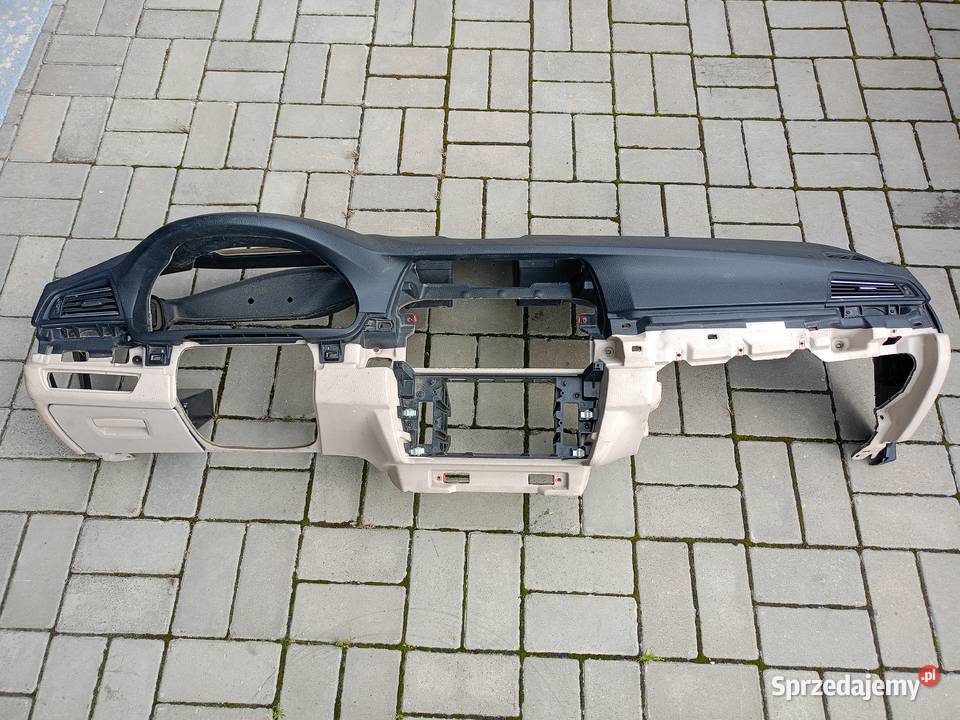 Deska rozdzielcza konsola BMW F10 f11 Wiewiec sprzedam