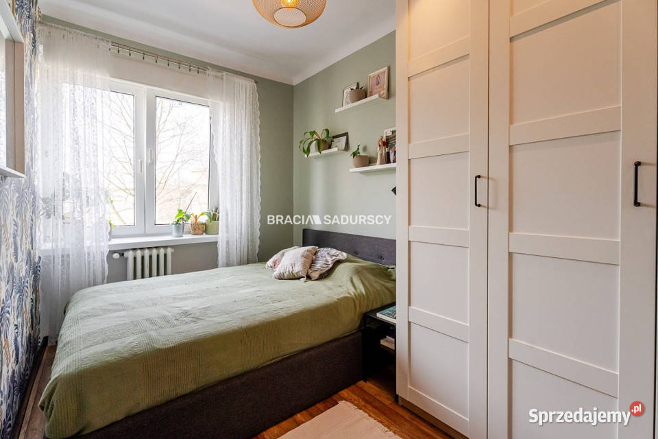 Mieszkanie Kraków os Szkolne 65m2 3 pokoje Rok budowy 1950