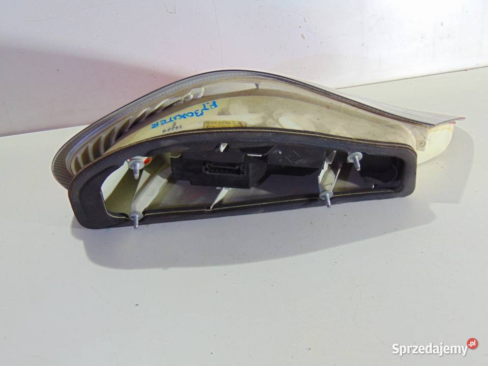 LAMPA PRAWA TYLNA TYŁ BOXSTER 986 98663142403