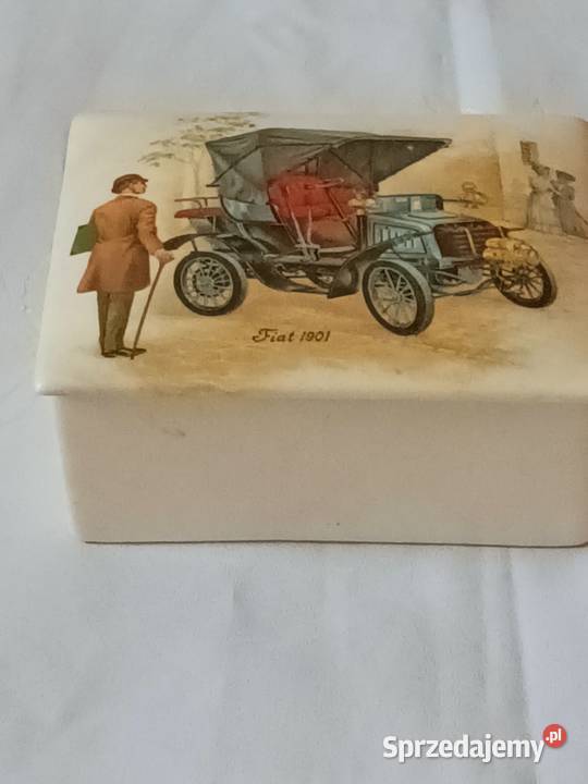 piękna porcelanowa szkatułka w tej chwili to Gliwice