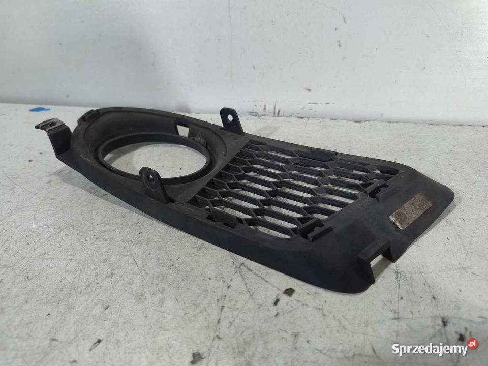 KRATKA HALOGENÓW PRAWY PRZÓD BMW E93 8041182 wielkopolskie