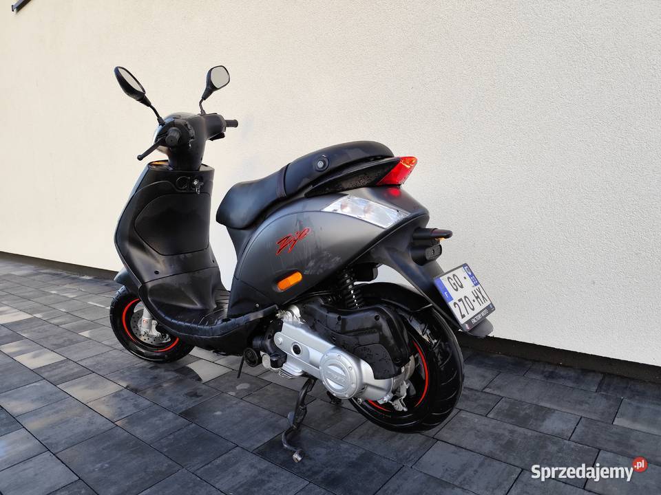 Skuter PIAGGIO ZIP 50 4T 2023 R 100 Sprawny Piaggio Motocykle, skutery, quady podkarpackie Pilzno
