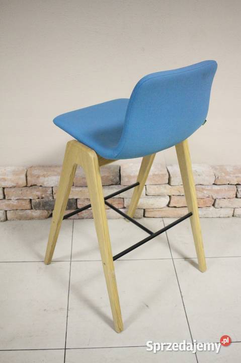 Piękne hokery Naughtone Góra sprzedam