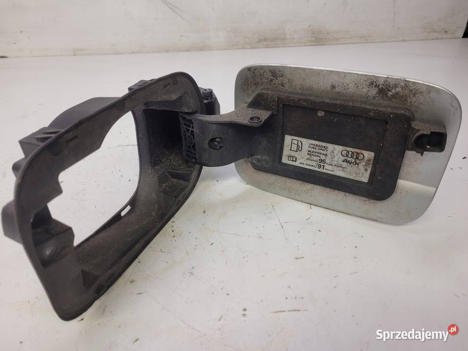 KLAPKA WLEWU PALIWA AUDI A4 B8 8K0809999D LX7W Przystajń