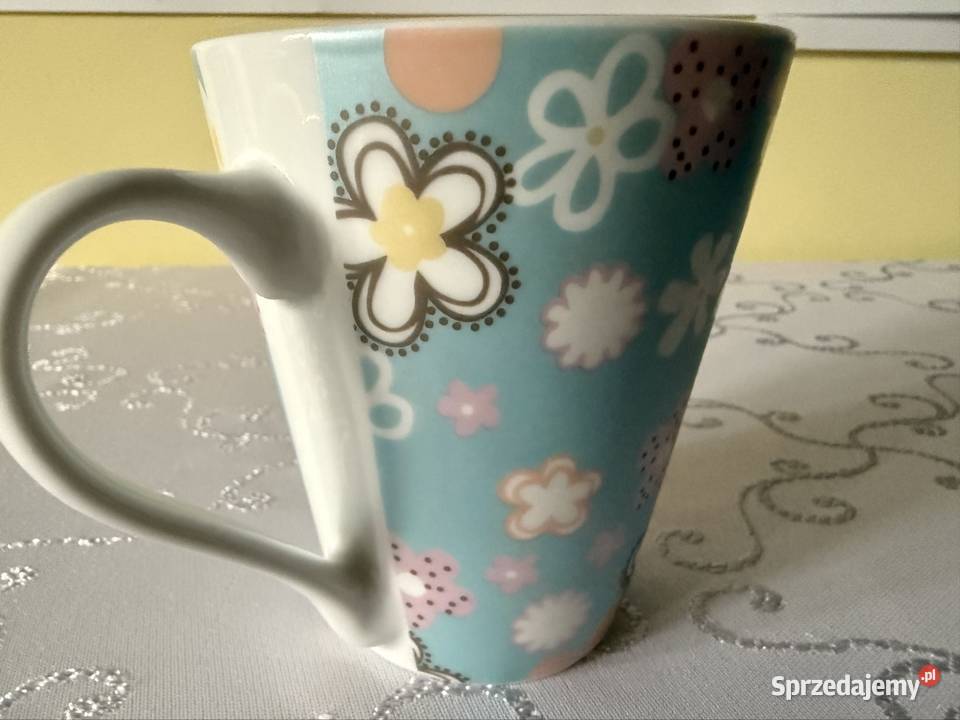 Kubek porcelanowy z kwiatami 250 ml Elegancki Zastawa stołowa Czerwionka-Leszczyny