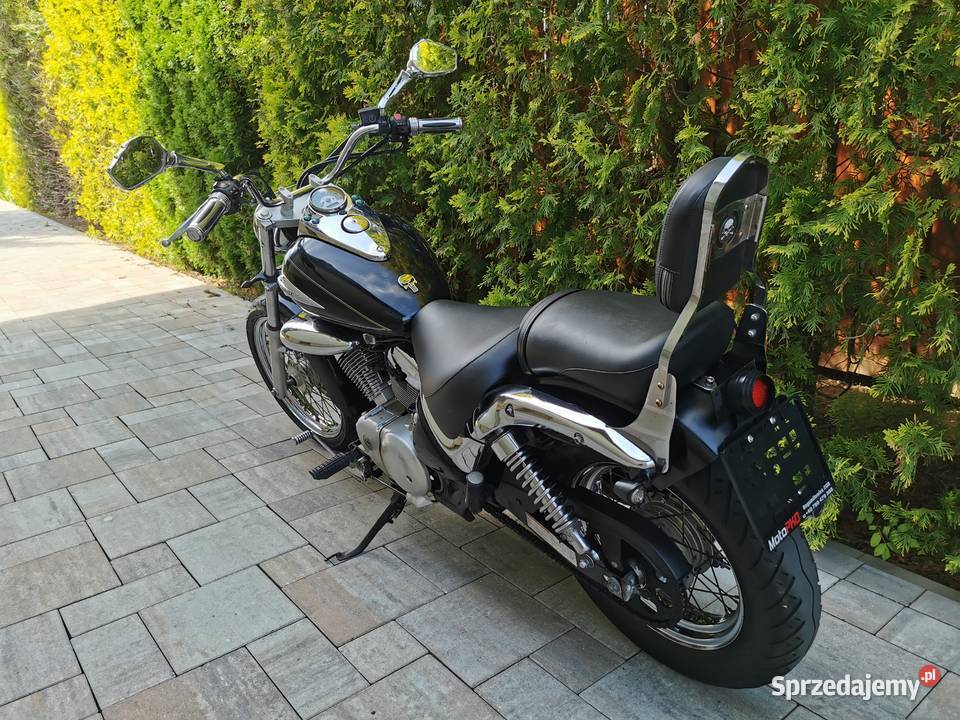 Suzuki Intruder 125 nieuszkodzony
