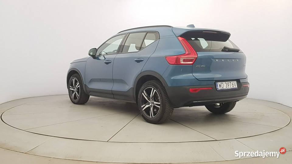 Volvo XC 40 B3 Plus Dark Z polskiego salonu kurtyny powietrzne