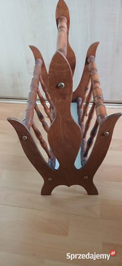 Stary drewniany gazetnik Kraków