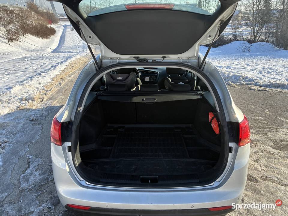 Kia Ceed 16 CRDi M Rok produkcji 2017 Cee'd Rzeszów