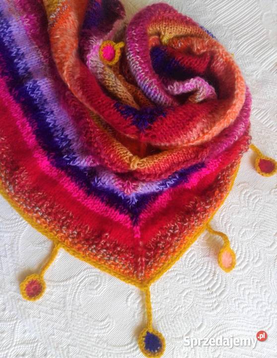 Duża chusta robiona na drutach Astry Katowice