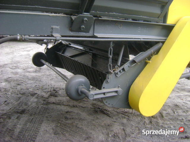 Przyczepa samozbierająca Mirosławiec T 0102 maszyny do zbioru roślin Stryków