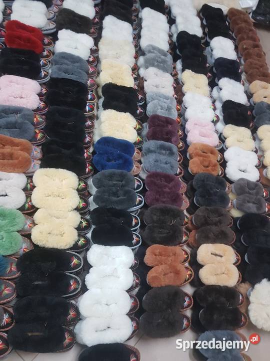 PANTOFLE BAMBOSZE KAPCIE ZAKOPIANKI KOŻUCHOWE Dywany