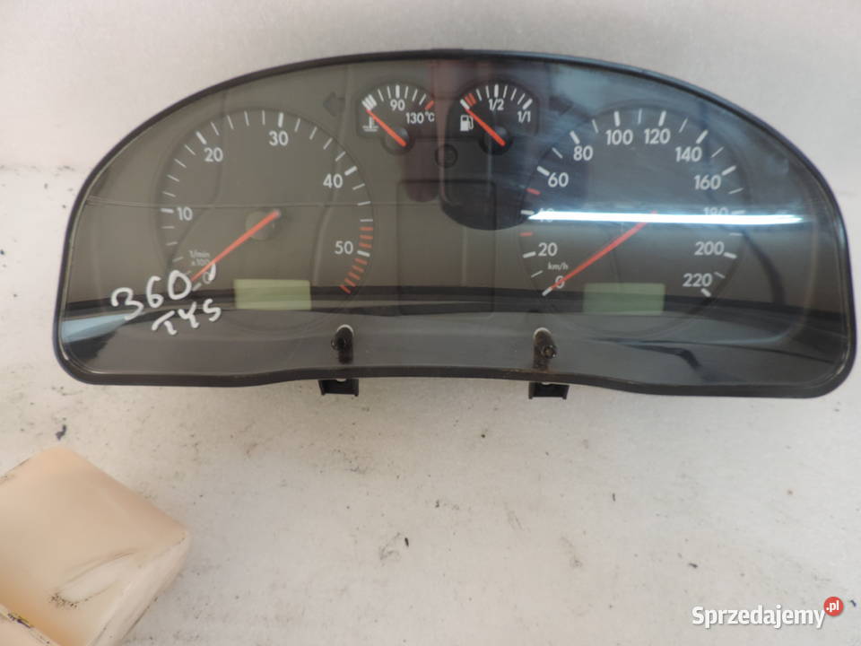 VW PASSAT B5 19 TDI LICZNIK ZEGARY 3b1919880c sprzedam