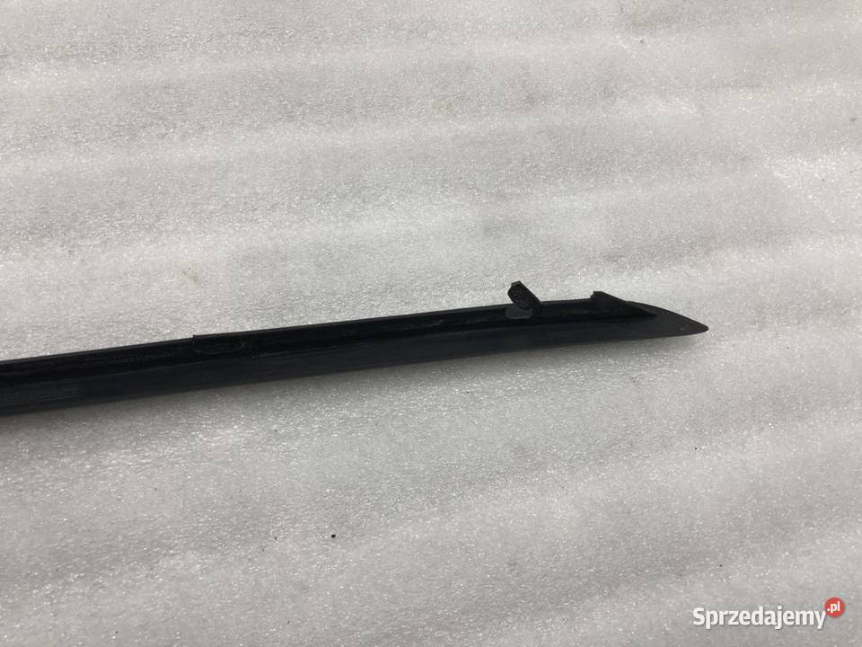 LISTWA SZYBY LEWA AM51R03195 FORD C II osobowe wielkopolskie