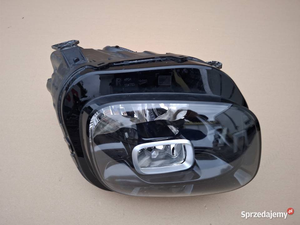 CITROEN C3 AIRCROSS REFLEKTOR PRAWY LAMPA PRAWA Bieleń sprzedam